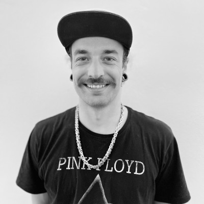 Portrait: Adrian Bof